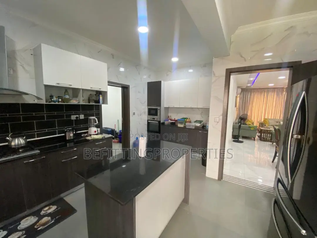 Furnished 3bdrm Block of Flats in Victoria Island for rent in Victoria Island