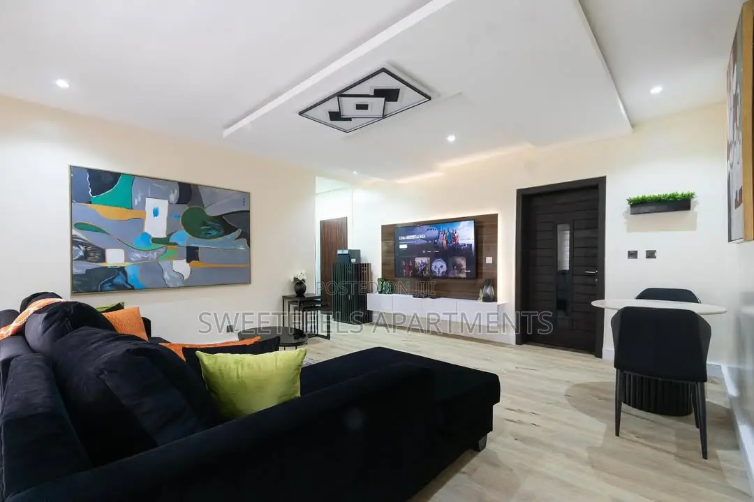 Clover Spacious 1 Bedroom Apartment in Lekki Phase 1