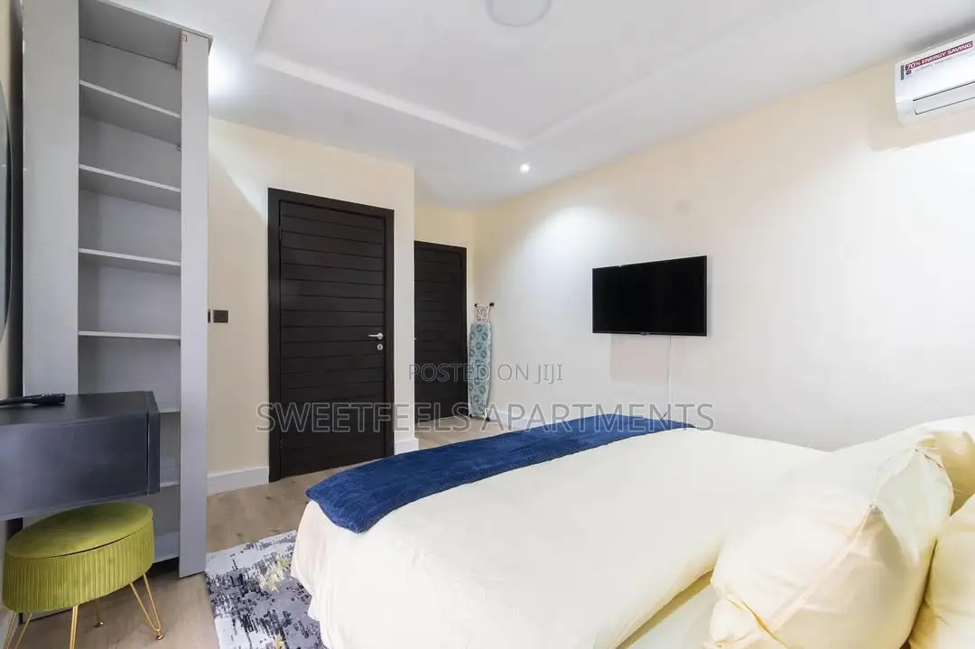 Clover Spacious 1 Bedroom Apartment in Lekki Phase 1
