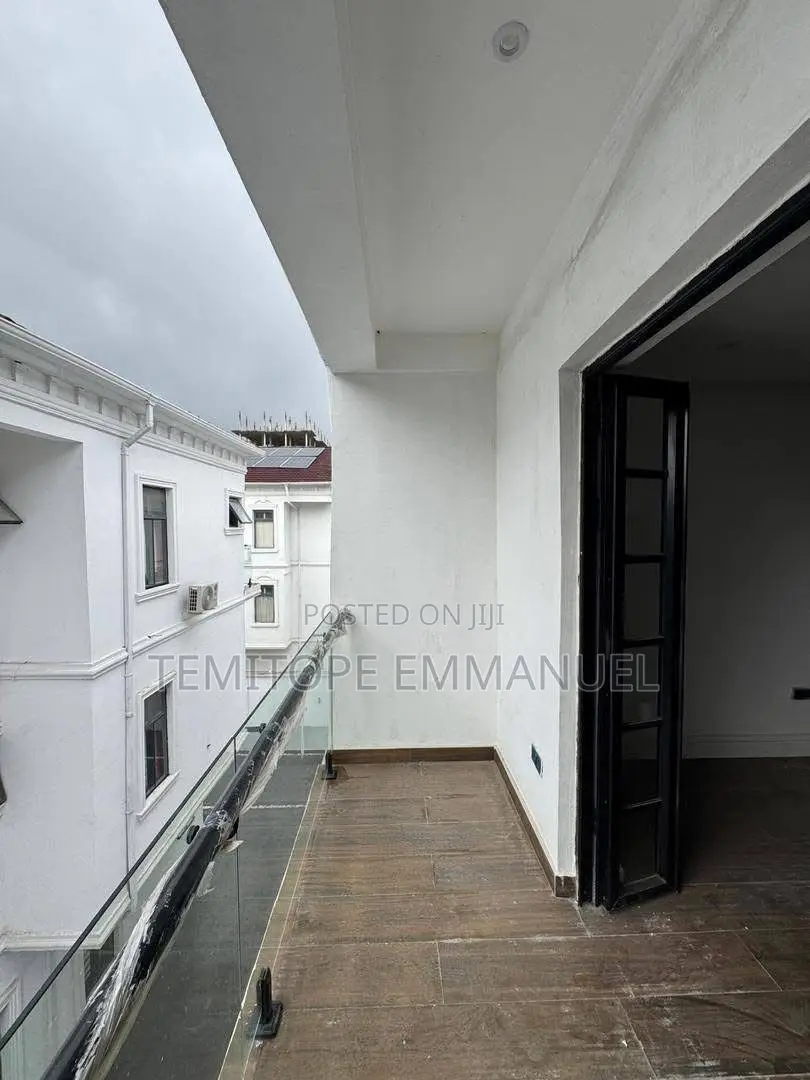 Furnished 4bdrm Duplex in Banana Island Estate, Ikoyi for sale in Ikoyi