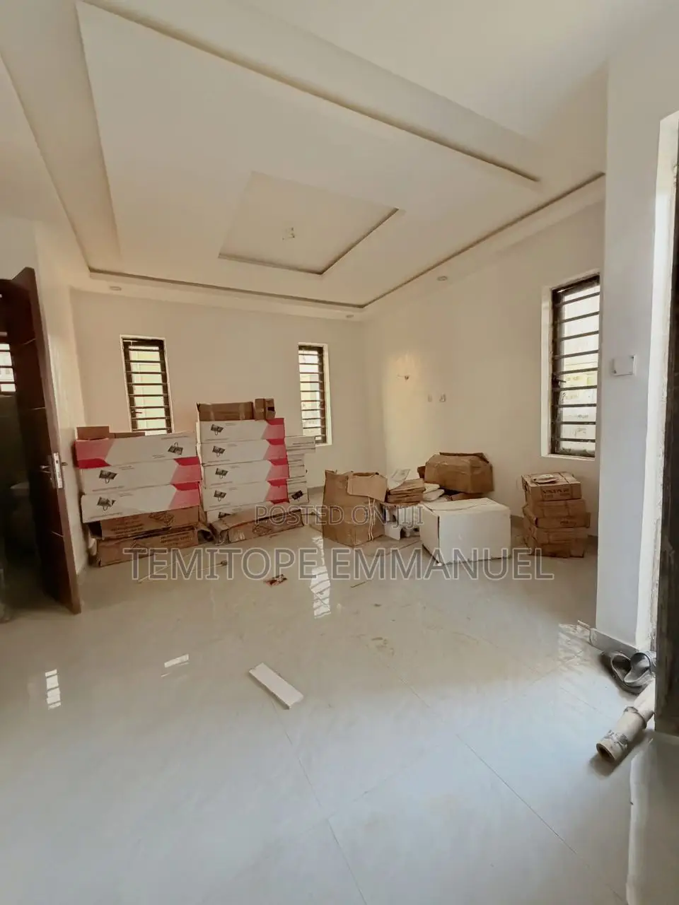 Furnished 2bdrm Apartment in Surulere for sale in Surulere