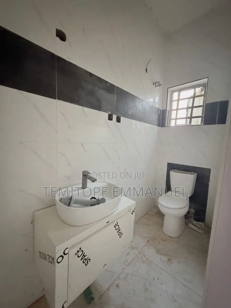 Furnished 4bdrm Duplex in Estate Mongoro for sale in Ikeja
