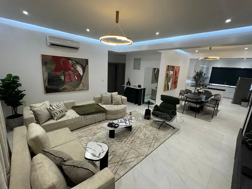 Luxurious 3 Bedroom Apartment With Balcony Space in Victoria Island Extension