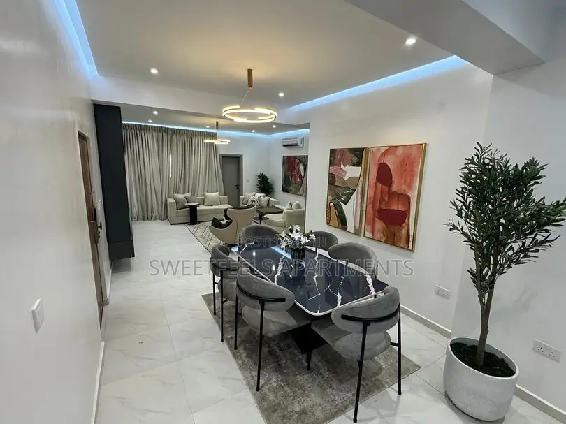 Luxurious 3 Bedroom Apartment With Balcony Space in Victoria Island Extension