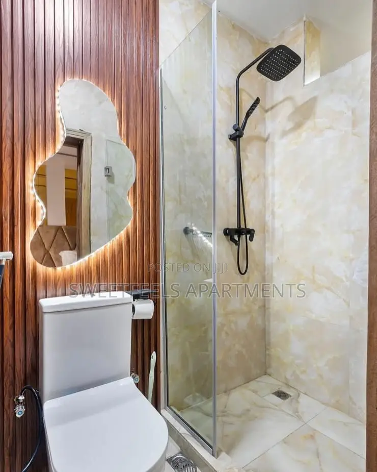 Cozy 1 Bedroom Apartment With Snooker Board and Pool in Ikate