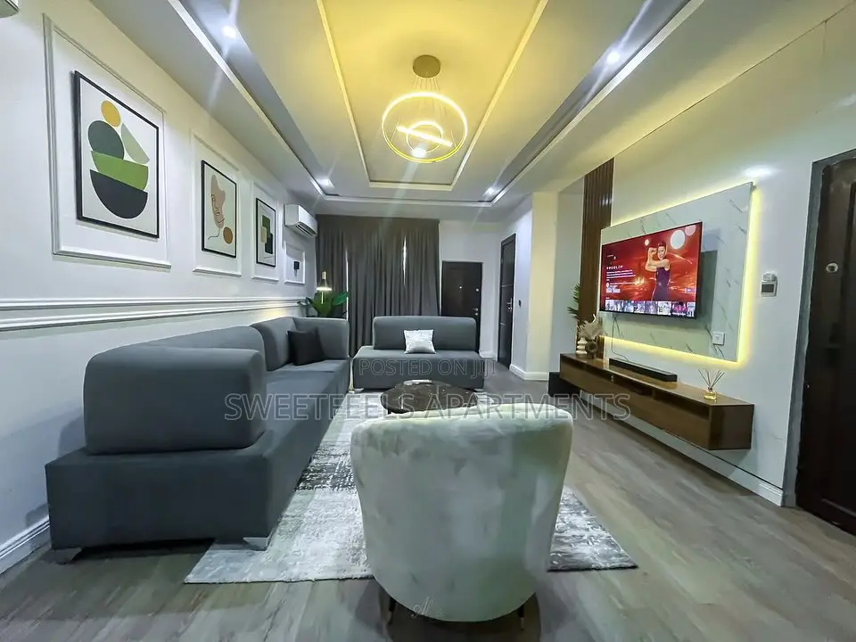 Exquisite Luxe 2 Bedroom Apartment With Snooker and Chess Board in Ikate