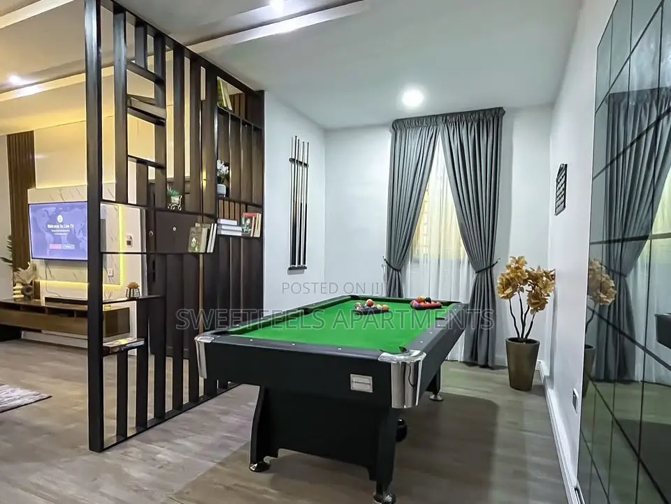 Exquisite Luxe 2 Bedroom Apartment With Snooker and Chess Board in Ikate