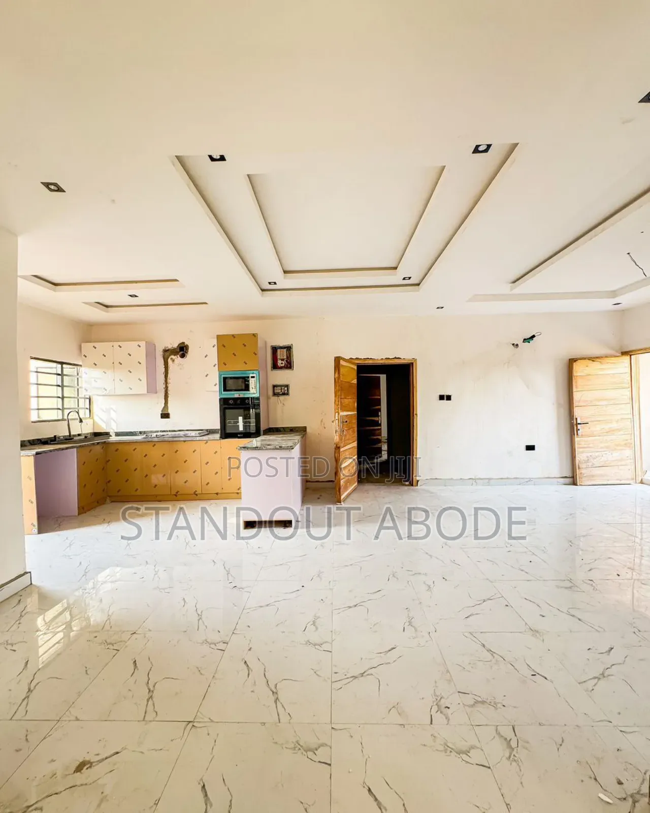 2bdrm Apartment in In A Secure Location, Yaba for sale in Yaba
