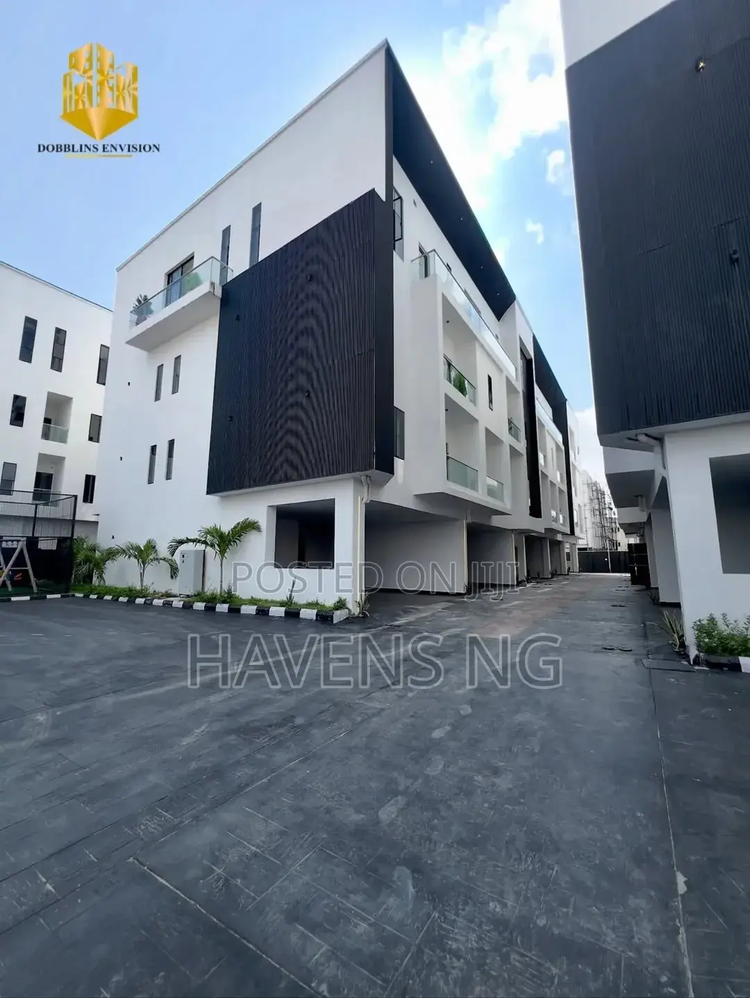 4bdrm Townhouse/Terrace in Ikate for sale in Ikate