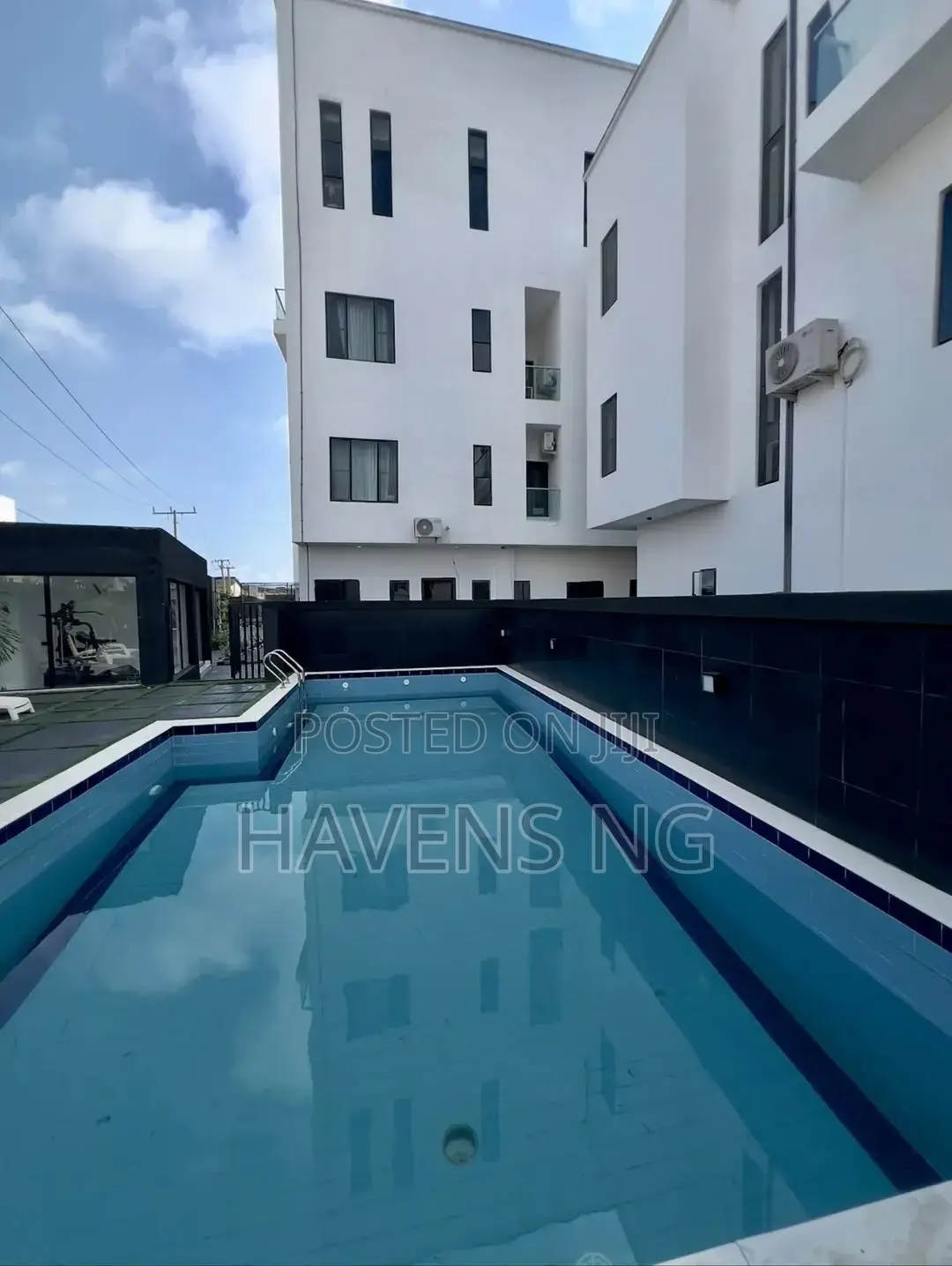 4bdrm Townhouse/Terrace in Ikate for sale in Ikate