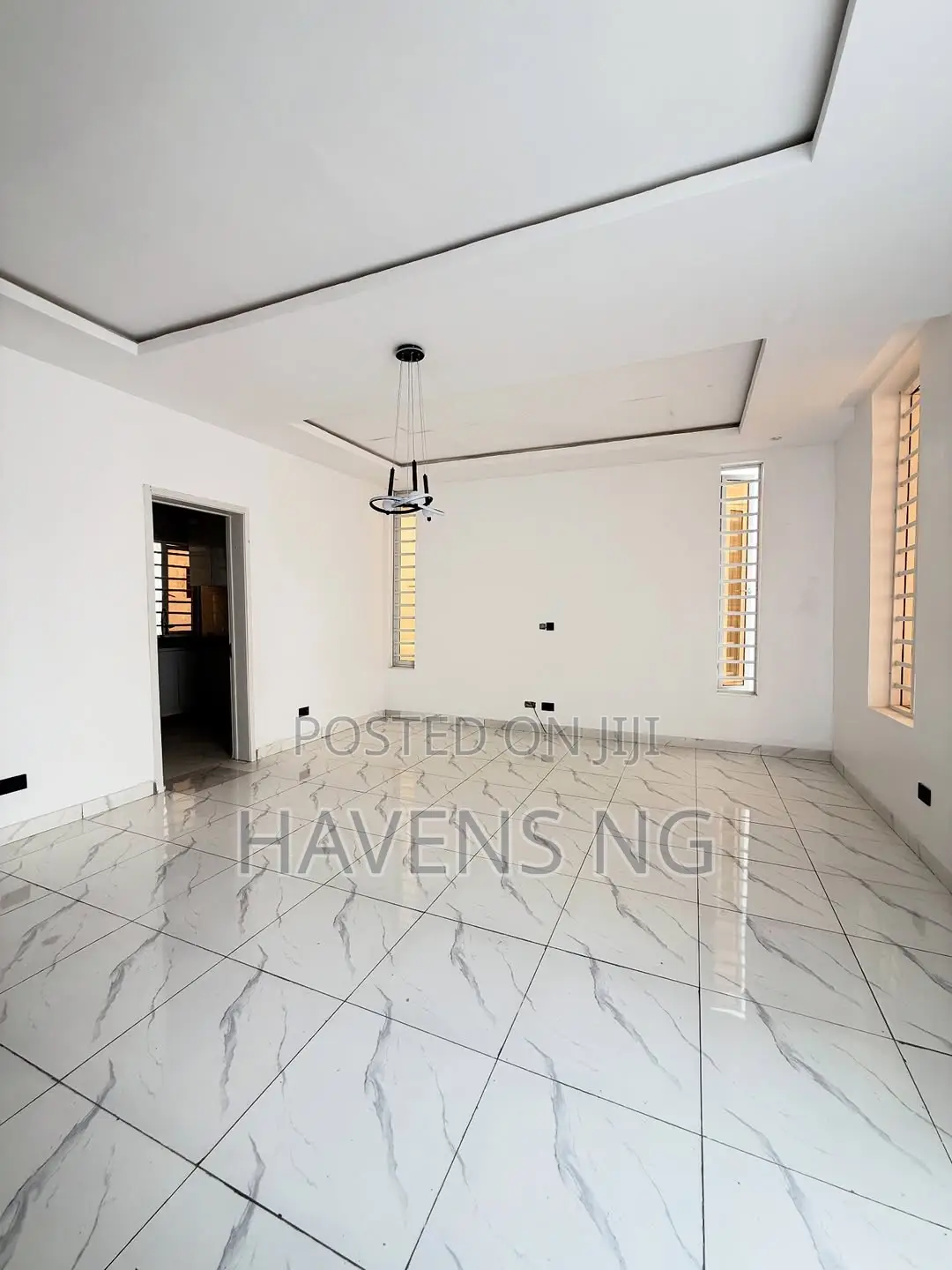 4bdrm Duplex in Ikota for sale in Ikota