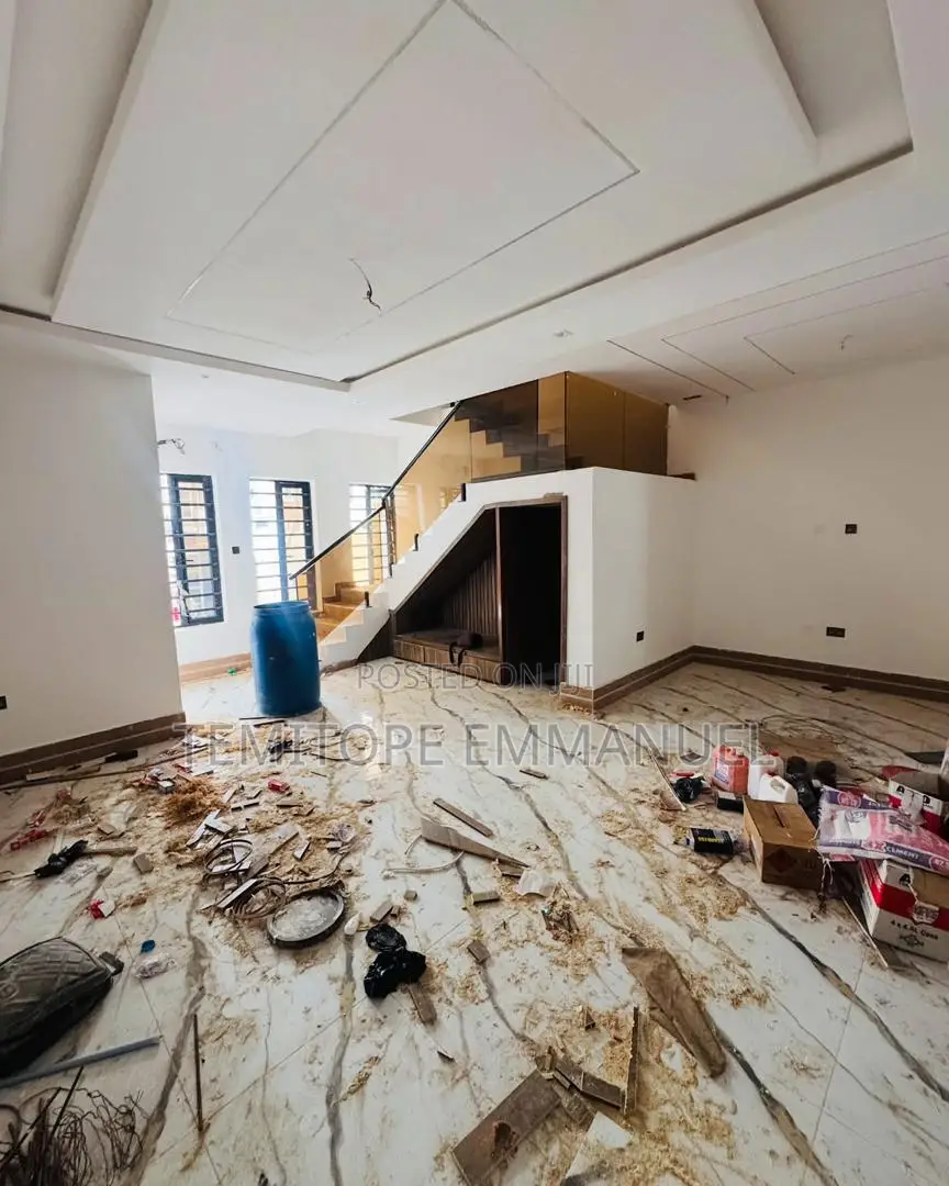 Furnished 3bdrm Duplex in New Oko Oba for sale in New Oko Oba