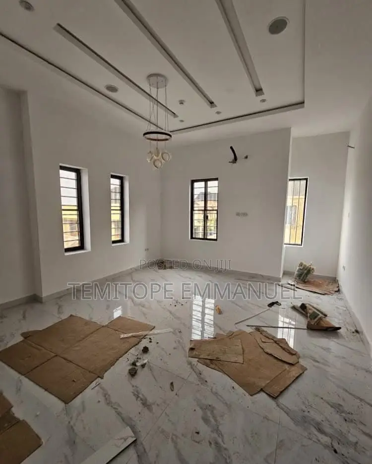 Furnished 6bdrm Duplex in Ojodu Berger for sale in Berger