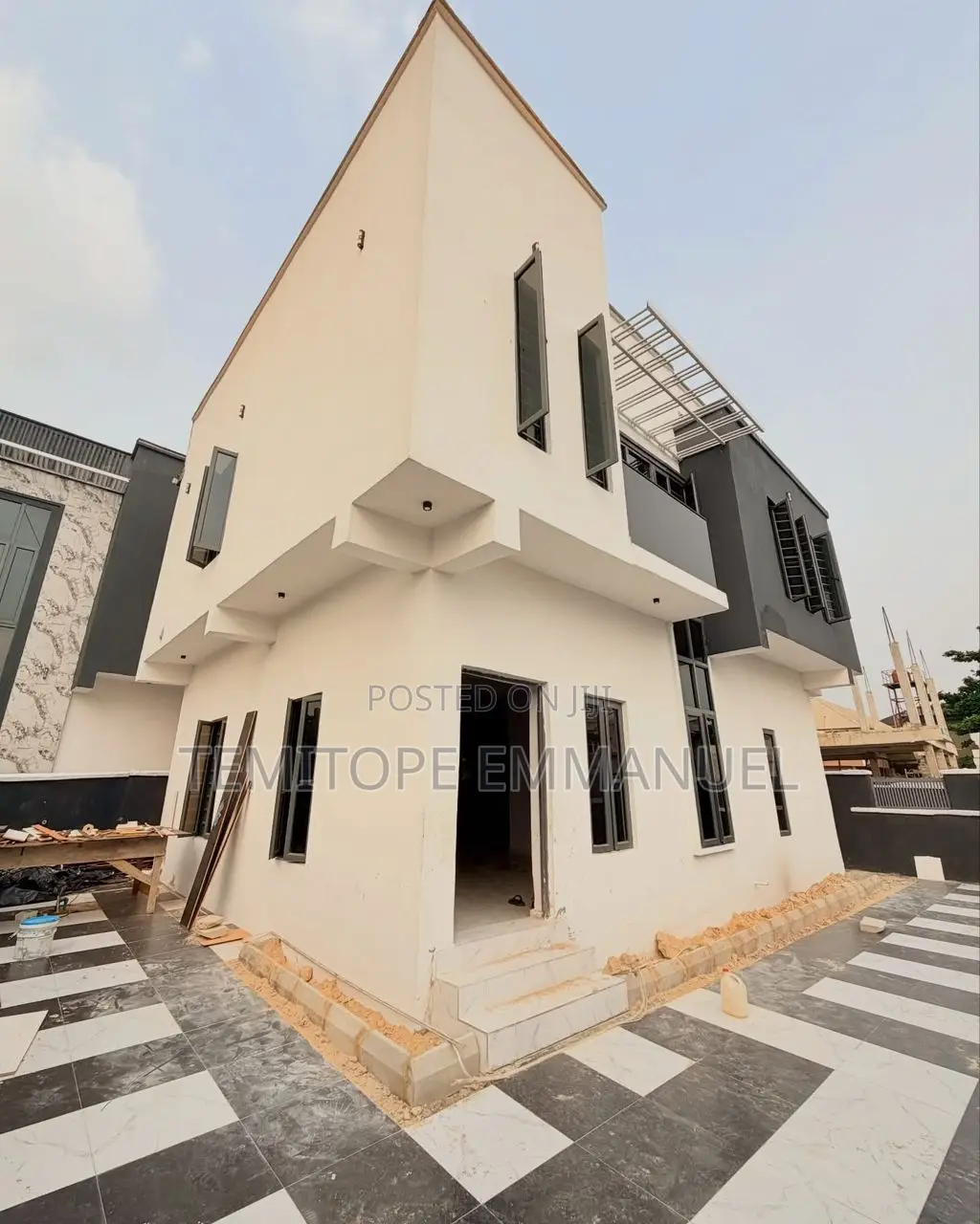 Furnished 4bdrm Duplex in Maryland for sale in Maryland
