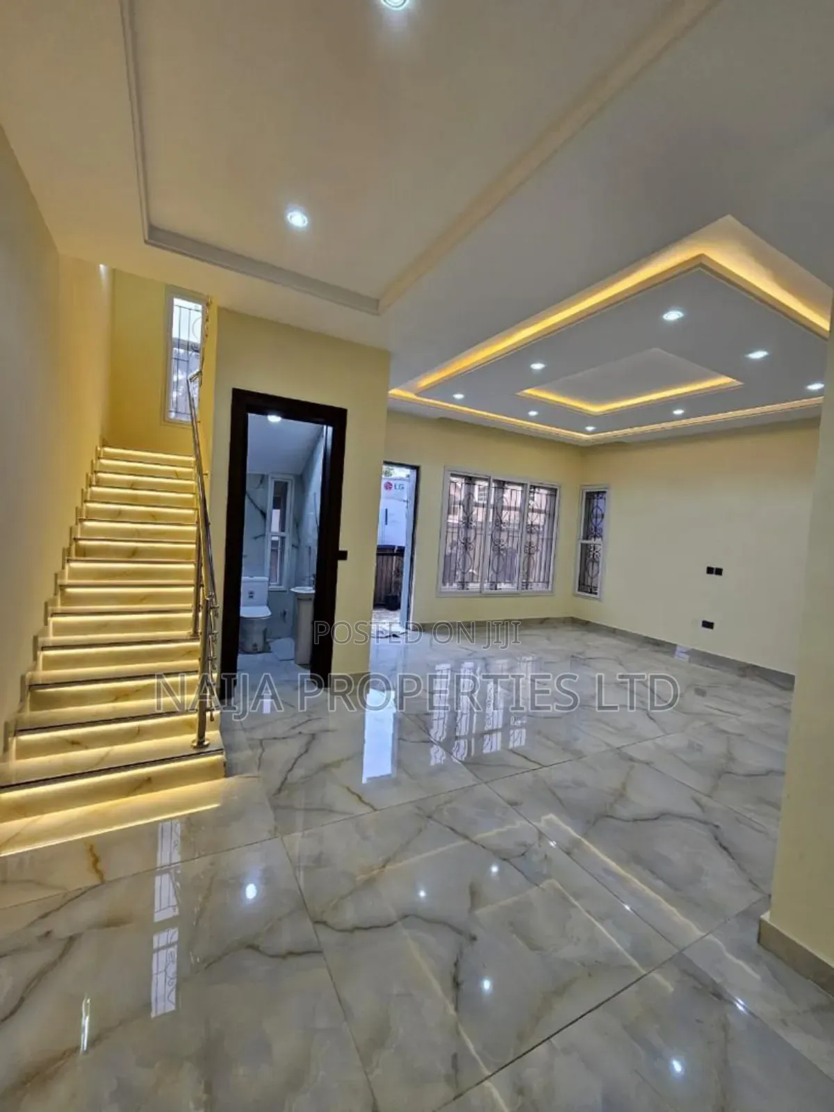 4bdrm Duplex in Ikeja GRA for sale in Ikeja GRA