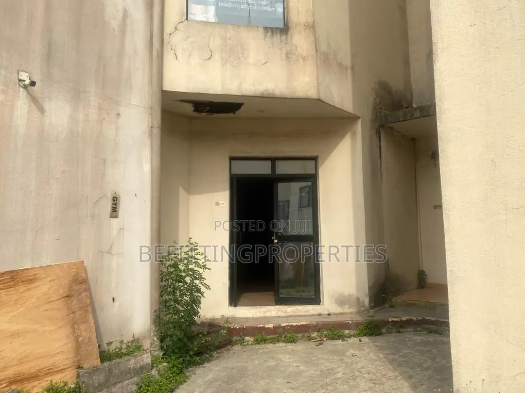 2bdrm Block of Flats in Victoria Island for sale in Victoria Island