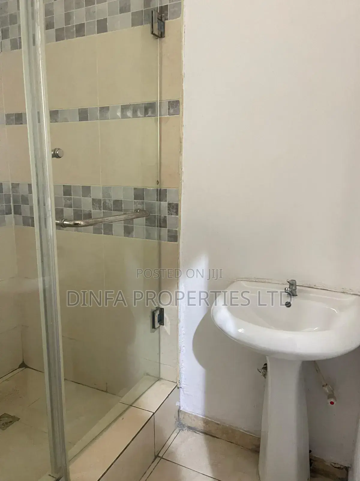 3bdrm Apartment in Ikate for rent in Ikate