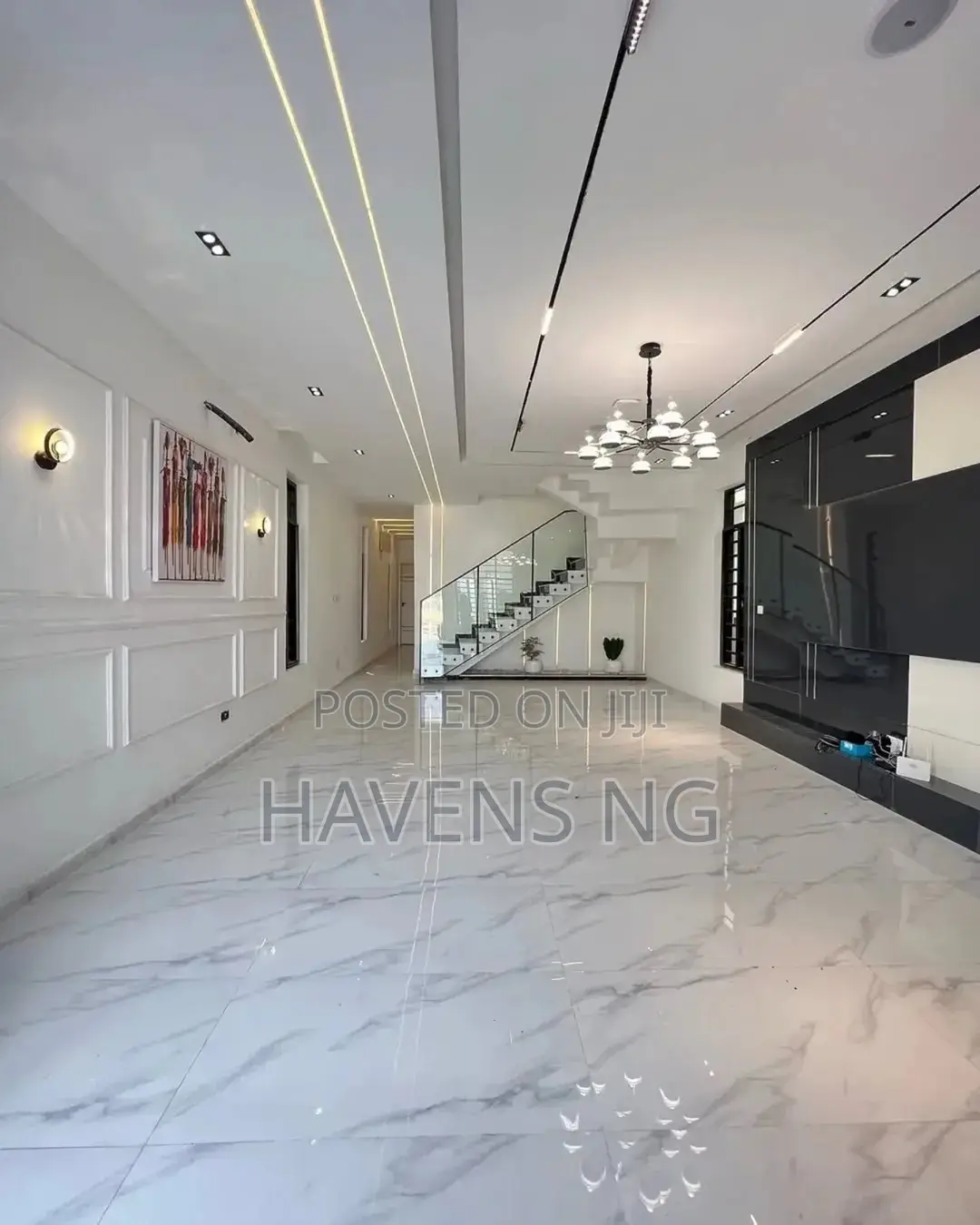 5bdrm Duplex in Chevron for sale in Chevron