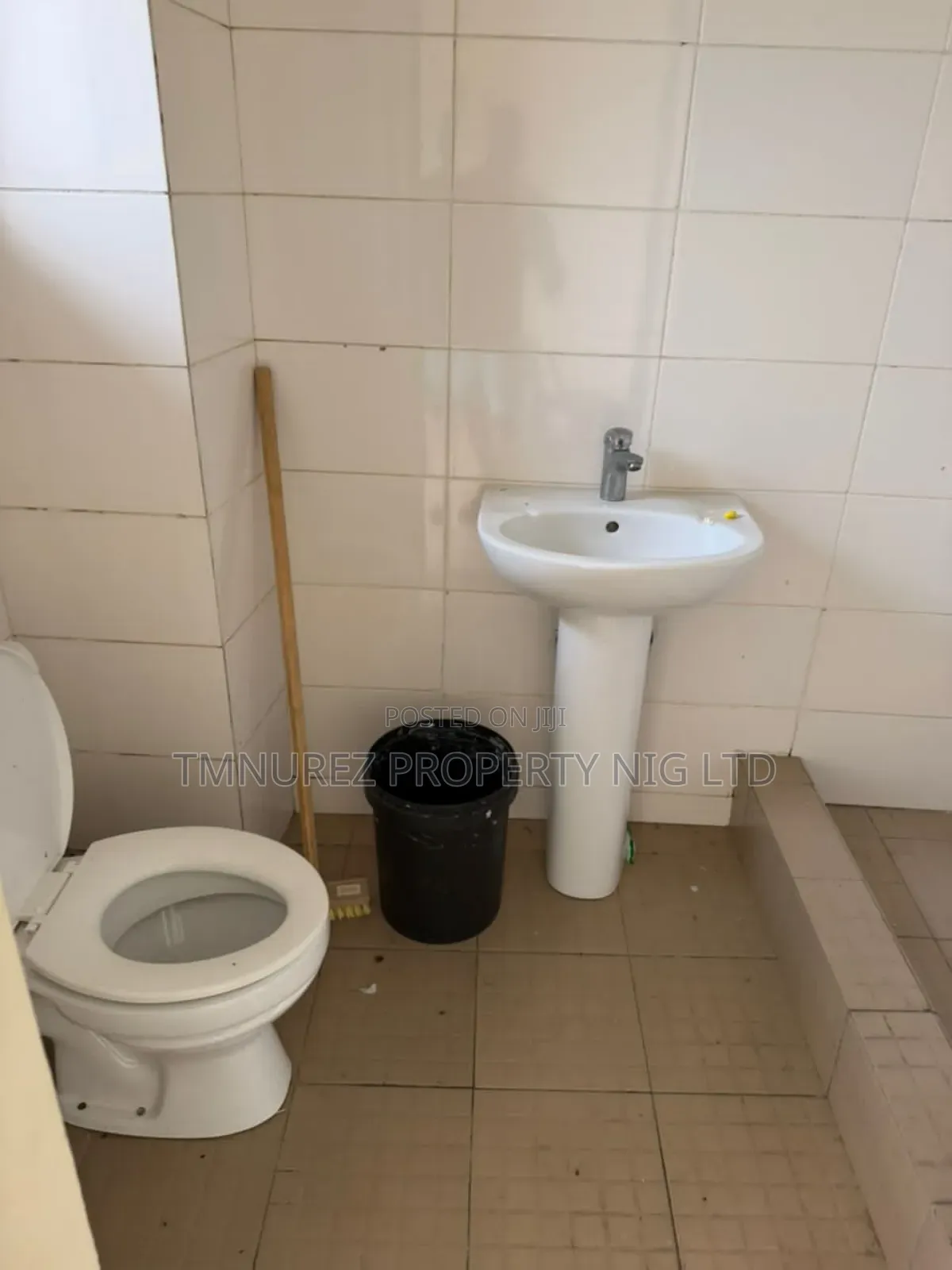 Studio Apartment in Haris Drive, Ikota for rent in Ikota