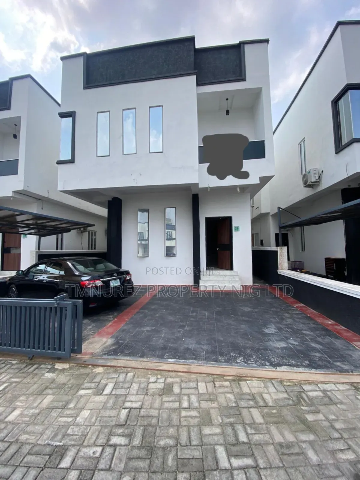 4bdrm Duplex in Lekki Conty, Ikota for rent in Ikota