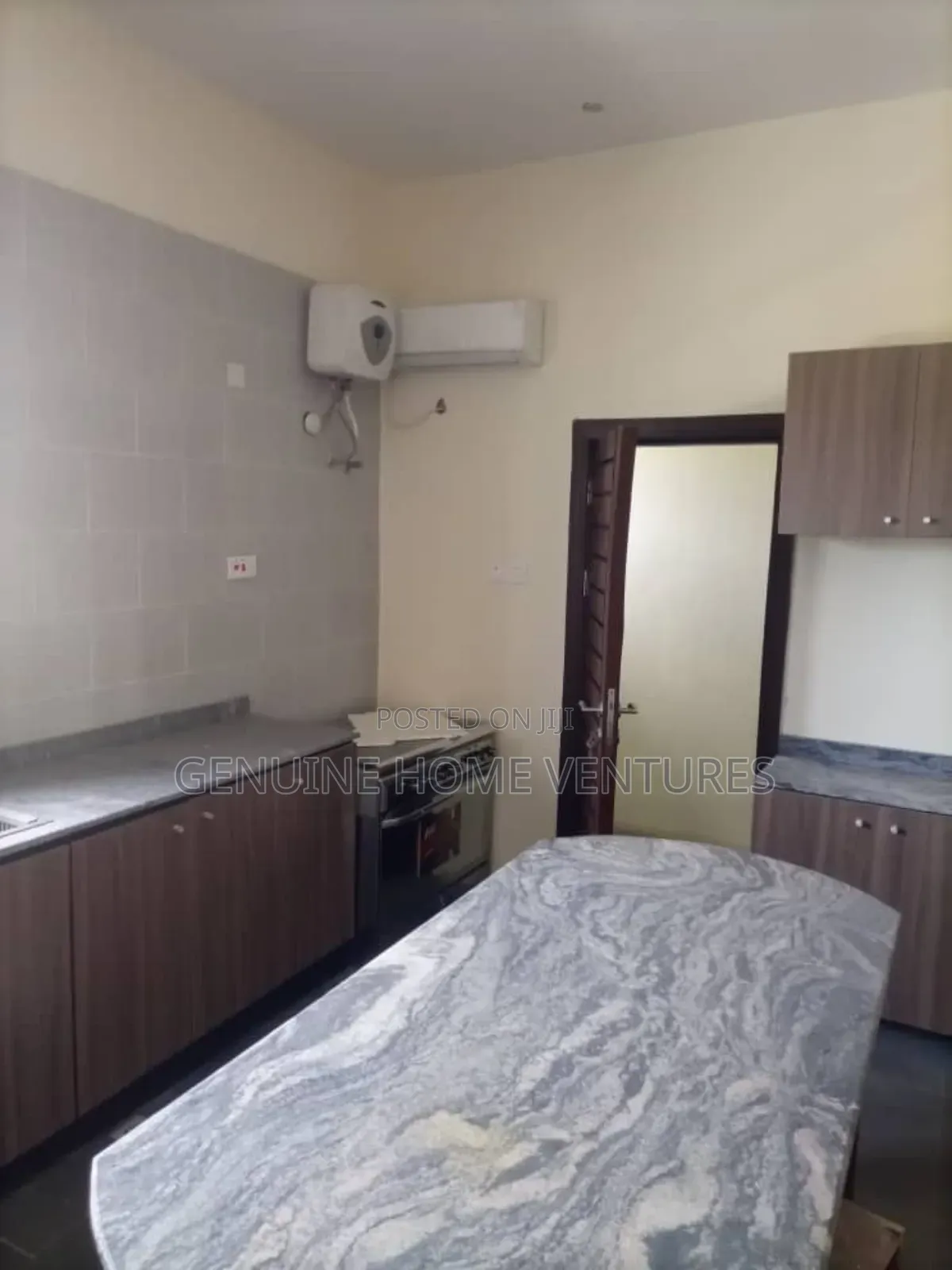 5bdrm Duplex in Lekki Ikate for sale in Ikate