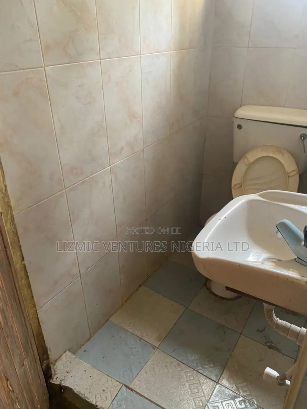 2bdrm Apartment in Agric Estate, Igando / Ikotun/Igando for rent in Igando / Ikotun/Igando