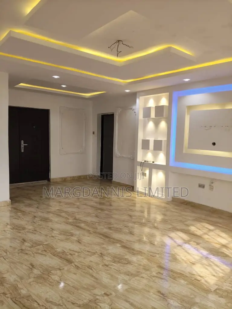 Furnished 3bdrm Block of Flats in Lagos, Ibeshe / Ikorodu for sale in Ibeshe / Ikorodu