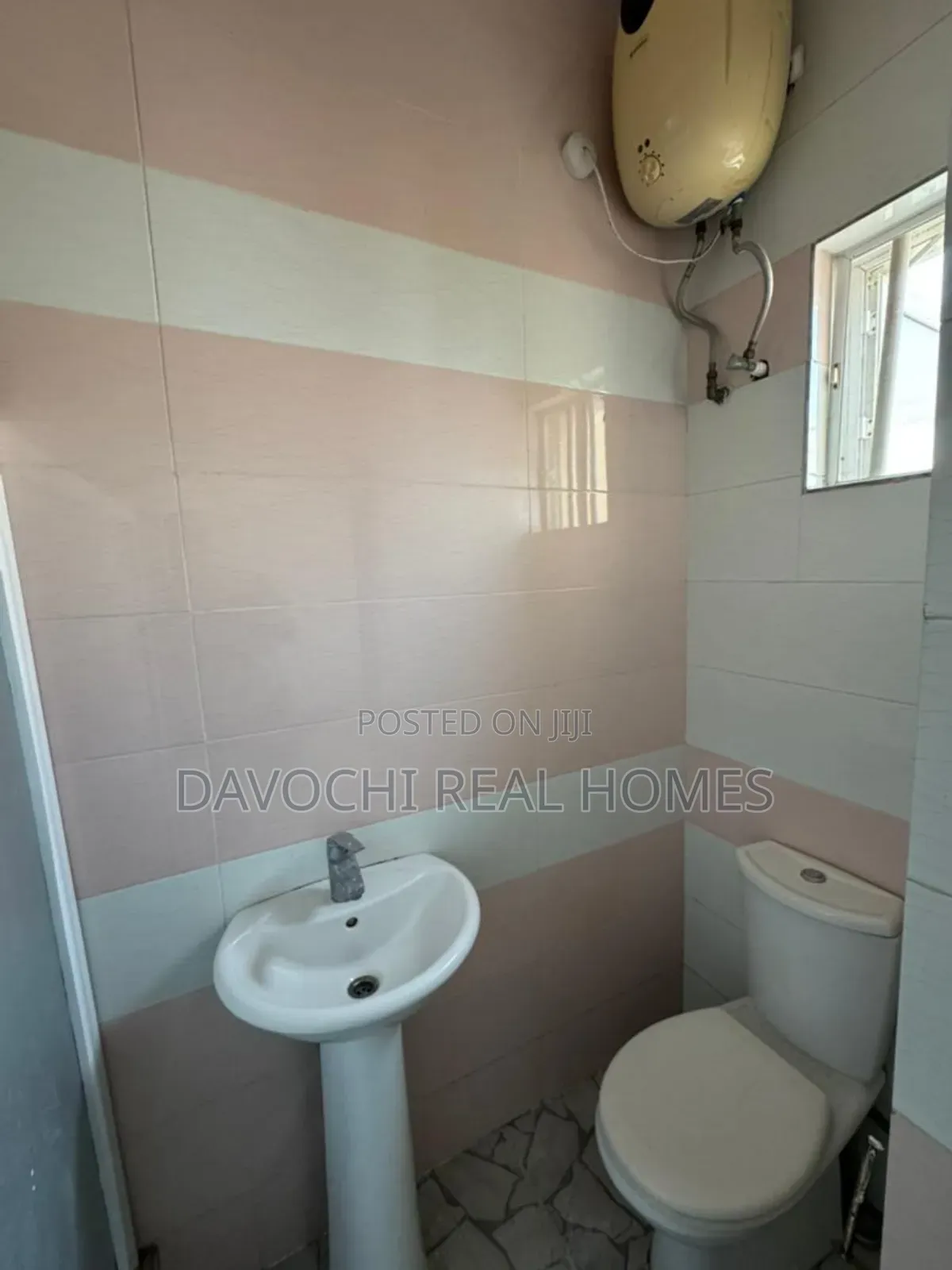 4bdrm Duplex in Chevron, Lekki for rent in Lekki