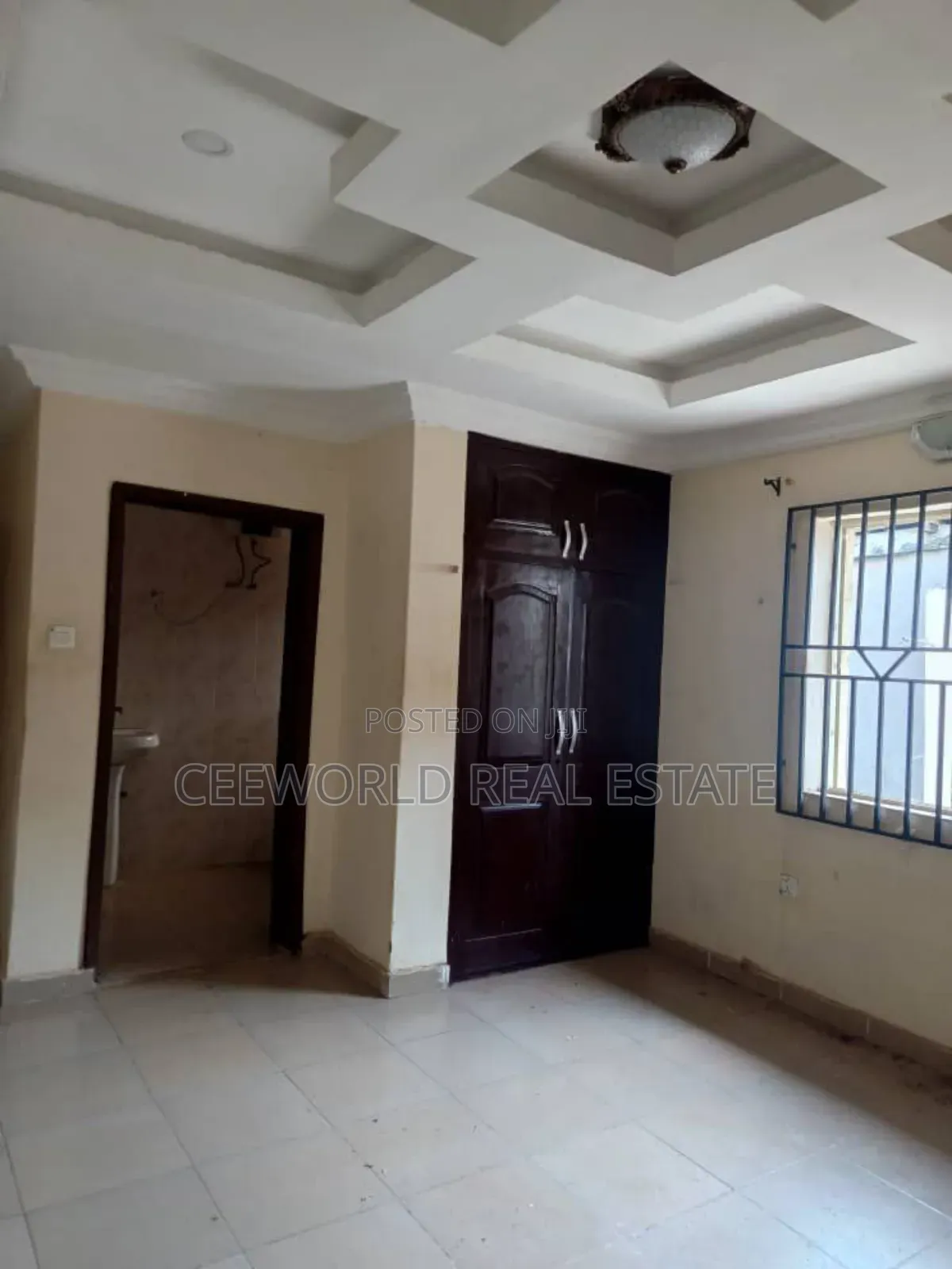 3bdrm Block of Flats in Isokan Estate, Akobo for sale in Akobo