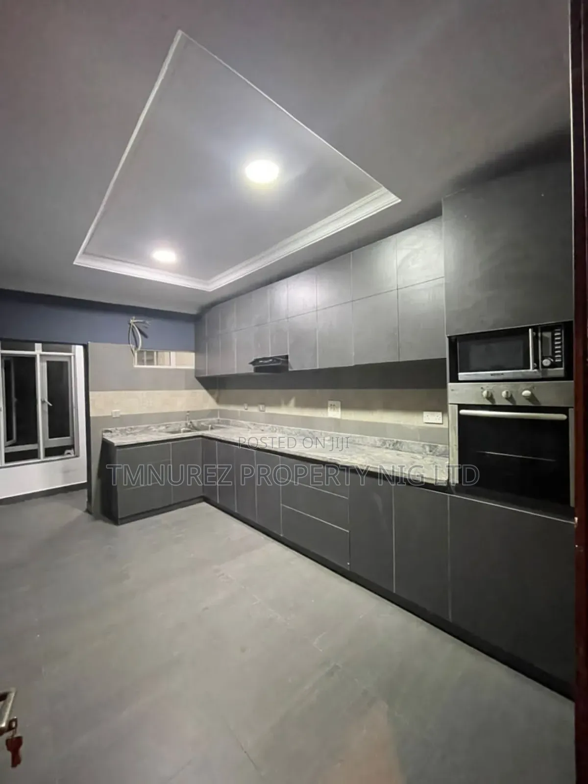 Mini Flat in Ikota for rent in Ikota