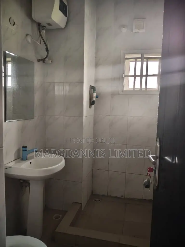 2bdrm Block of Flats in Lagos, Ibeshe / Ikorodu for sale in Ibeshe / Ikorodu