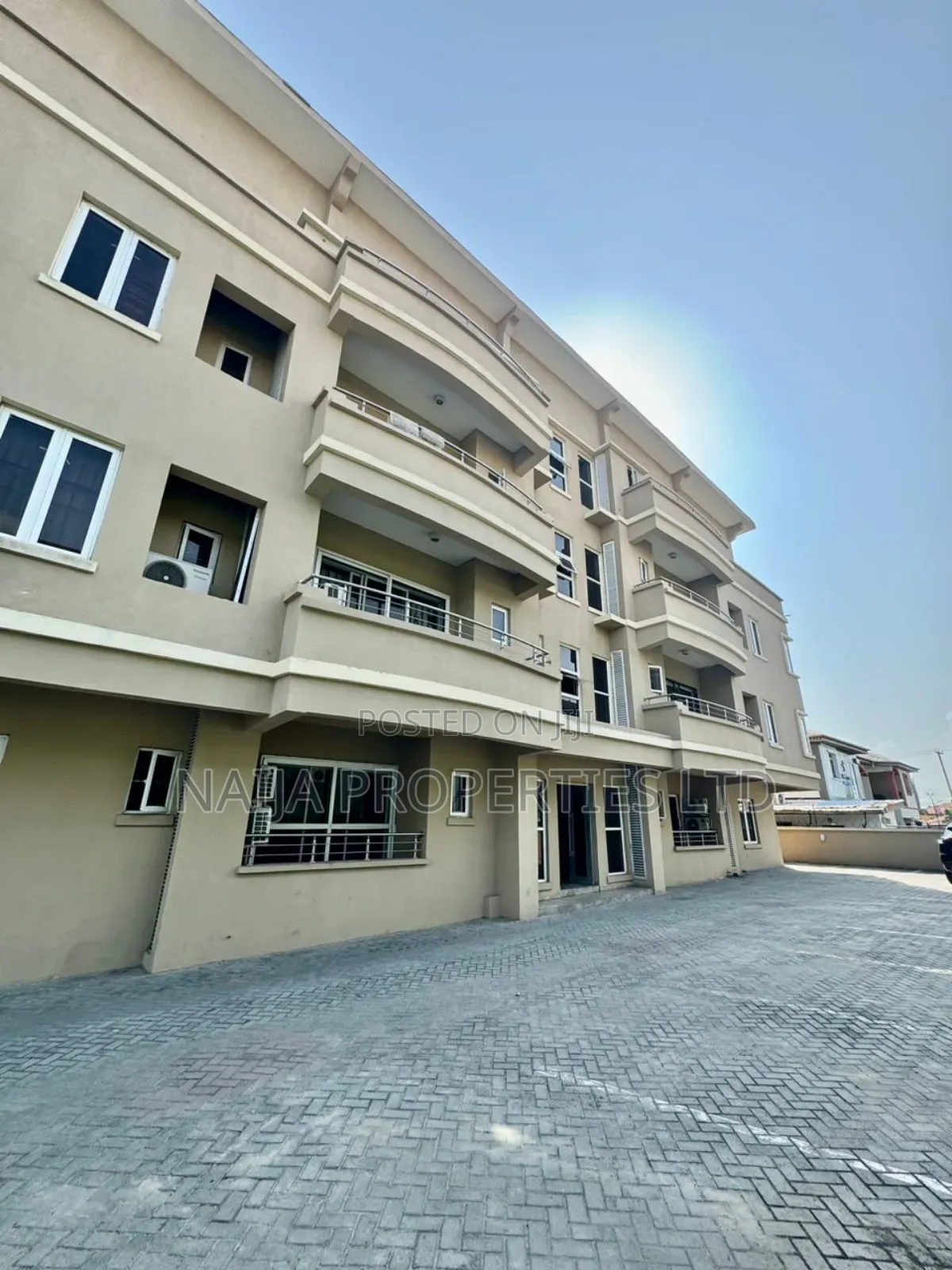 3bdrm Penthouse in Lekki Phase 1 for rent in Lekki Phase 1