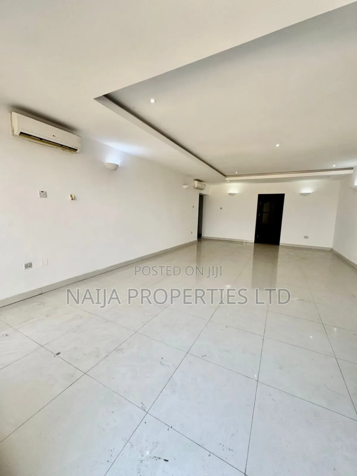 3bdrm Penthouse in Lekki Phase 1 for rent in Lekki Phase 1