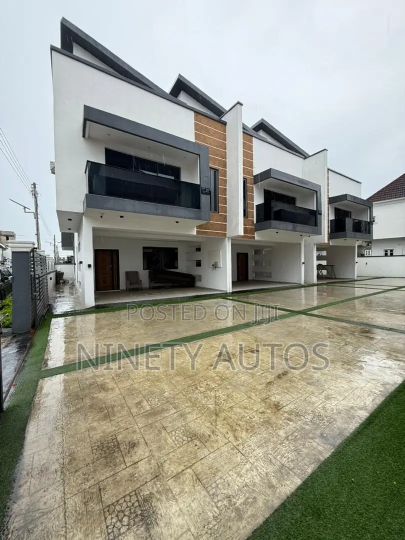 Furnished 4bdrm Townhouse/Terrace in Lekki Expressway for sale in Lekki Expressway