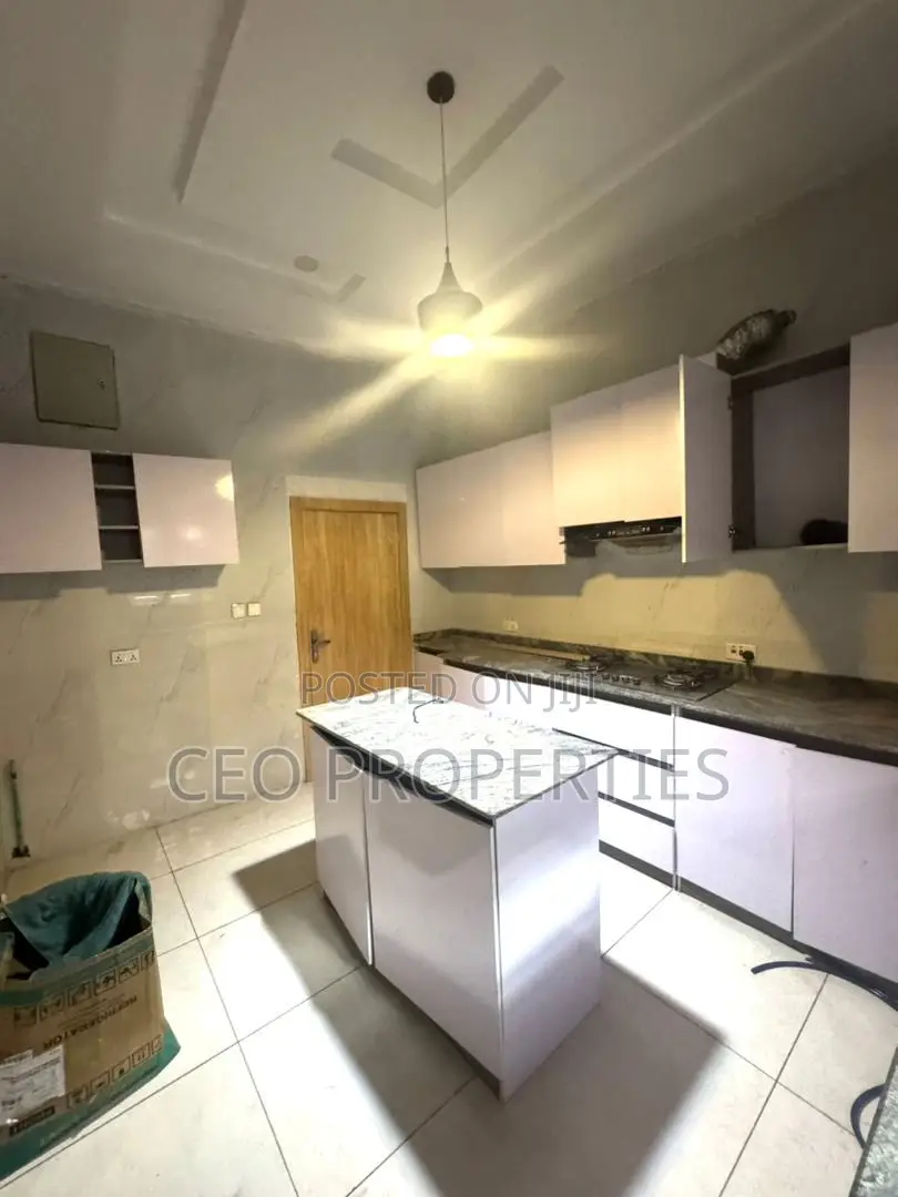 4bdrm Duplex in Thomas Estate for rent in Thomas Estate
