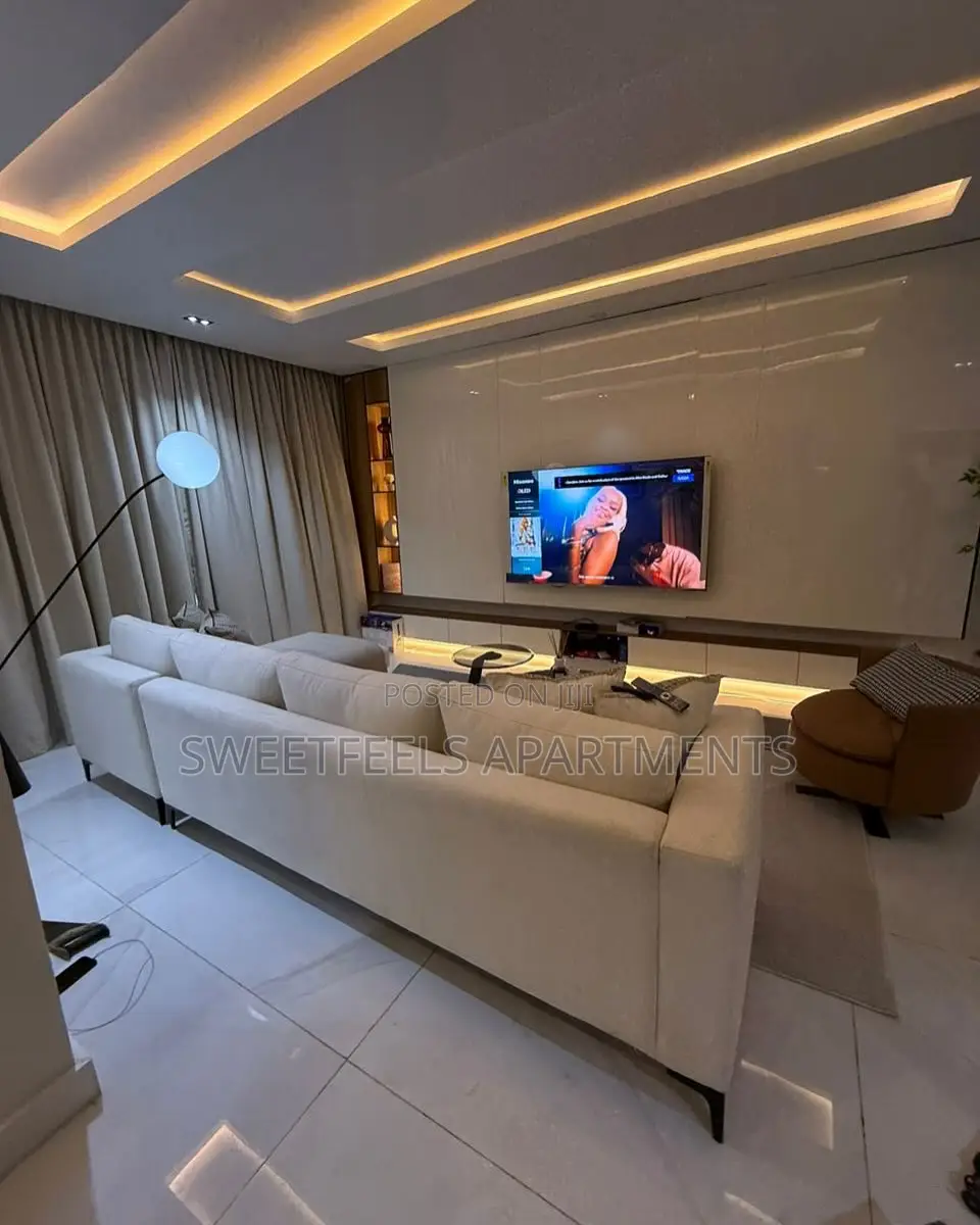 Luxury 2 Bedroom Apartment for Your Home Away From Home Experience in Ikate