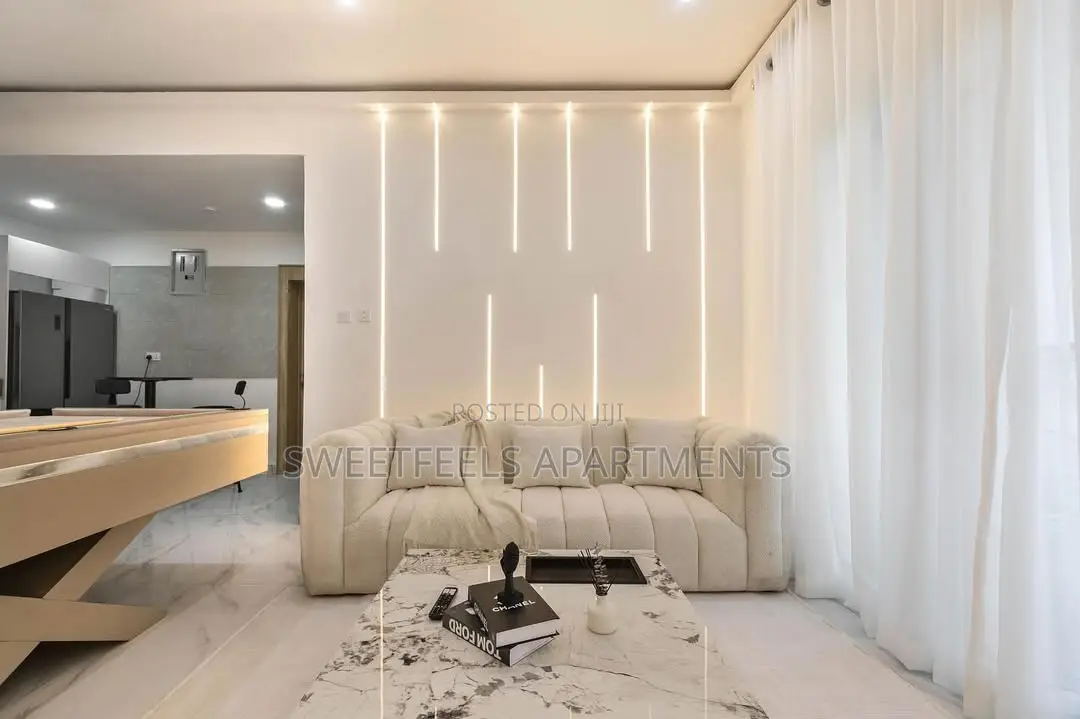 White Aesthetically Pleasing 2 Bedroom Apartment in Lekki Phase 1