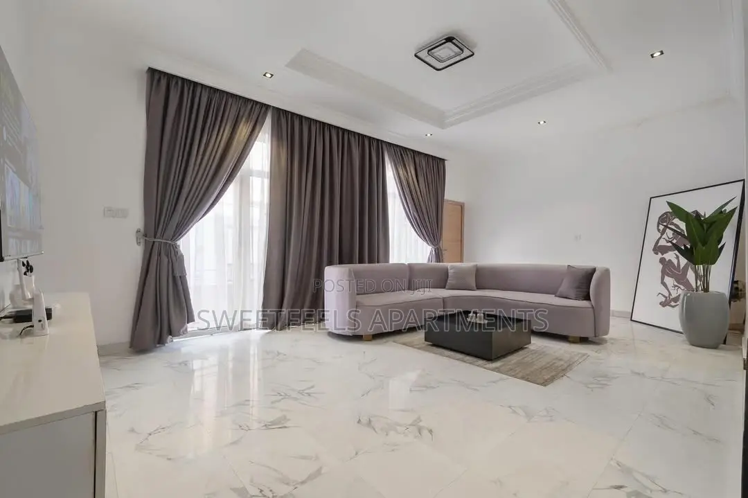 Rehoboth 1 Bedroom Apartment With Snooker Board in Lekki Phase 1