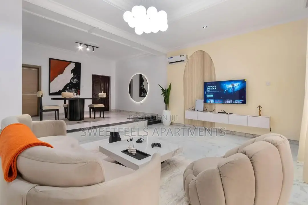 Citadel 1 Bedroom Apartment With Ps5 in Lekki Phase 1
