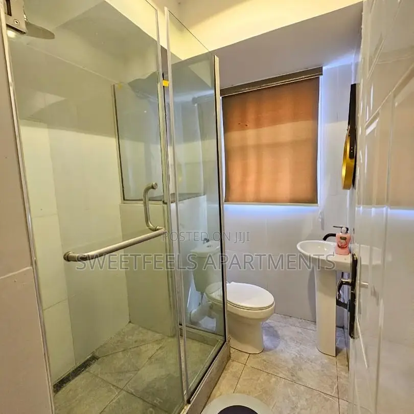 Luxurious Studio Apartment With Sea View and Ps5 in Lekki Phase 1