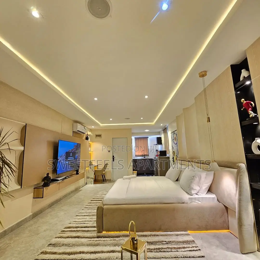 Luxurious Studio Apartment With Sea View and Ps5 in Lekki Phase 1