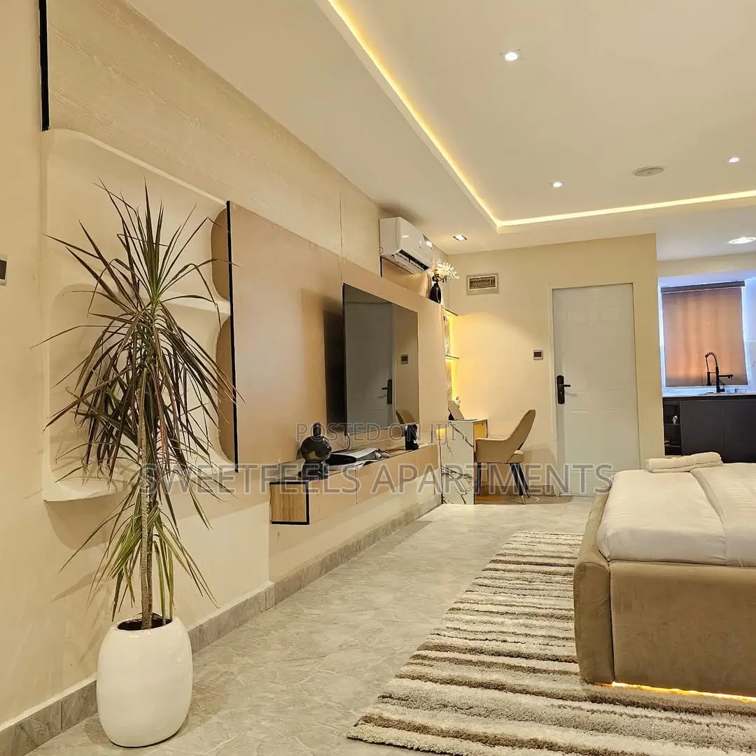 Luxurious Studio Apartment With Sea View and Ps5 in Lekki Phase 1