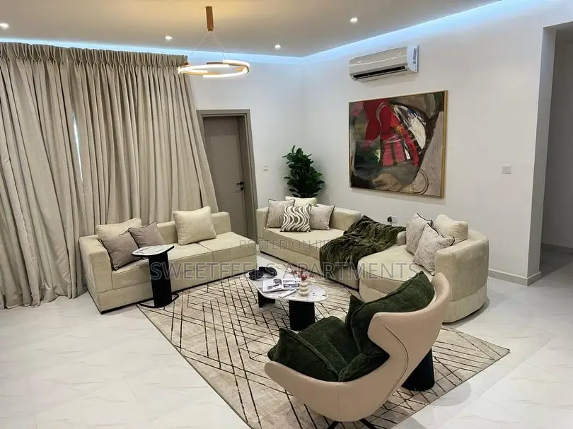 Luxurious 3 Bedroom Apartment With a Balcony Space in Allen Avenue
