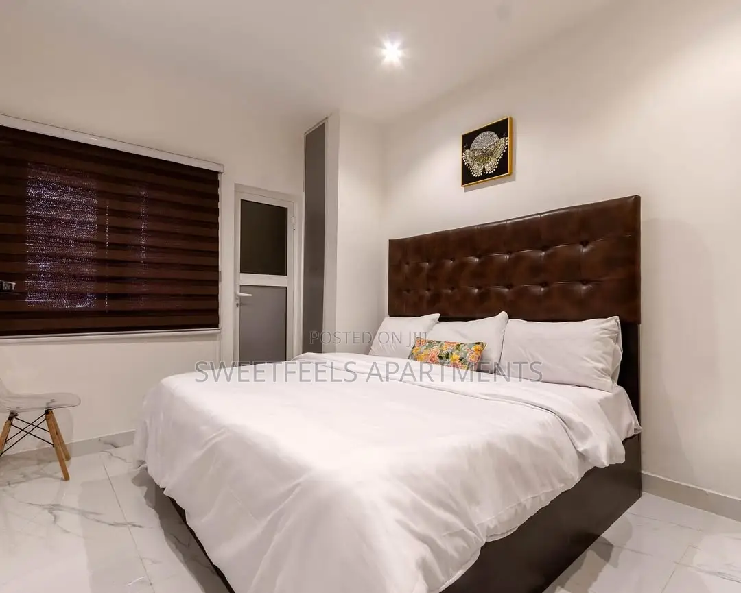 Compact Studio Apartment With Pool and Gym in Banana Island