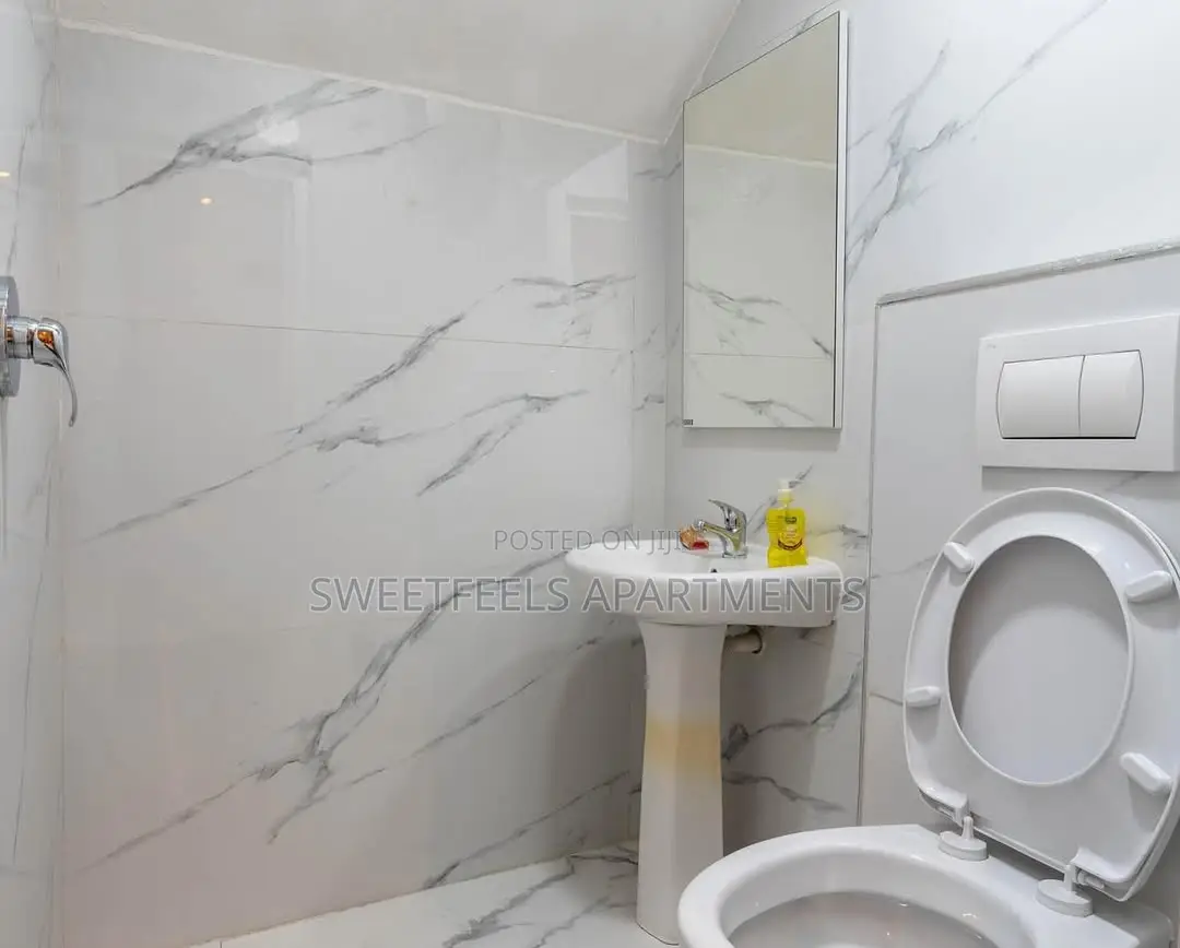 Compact Studio Apartment With Pool and Gym in Banana Island