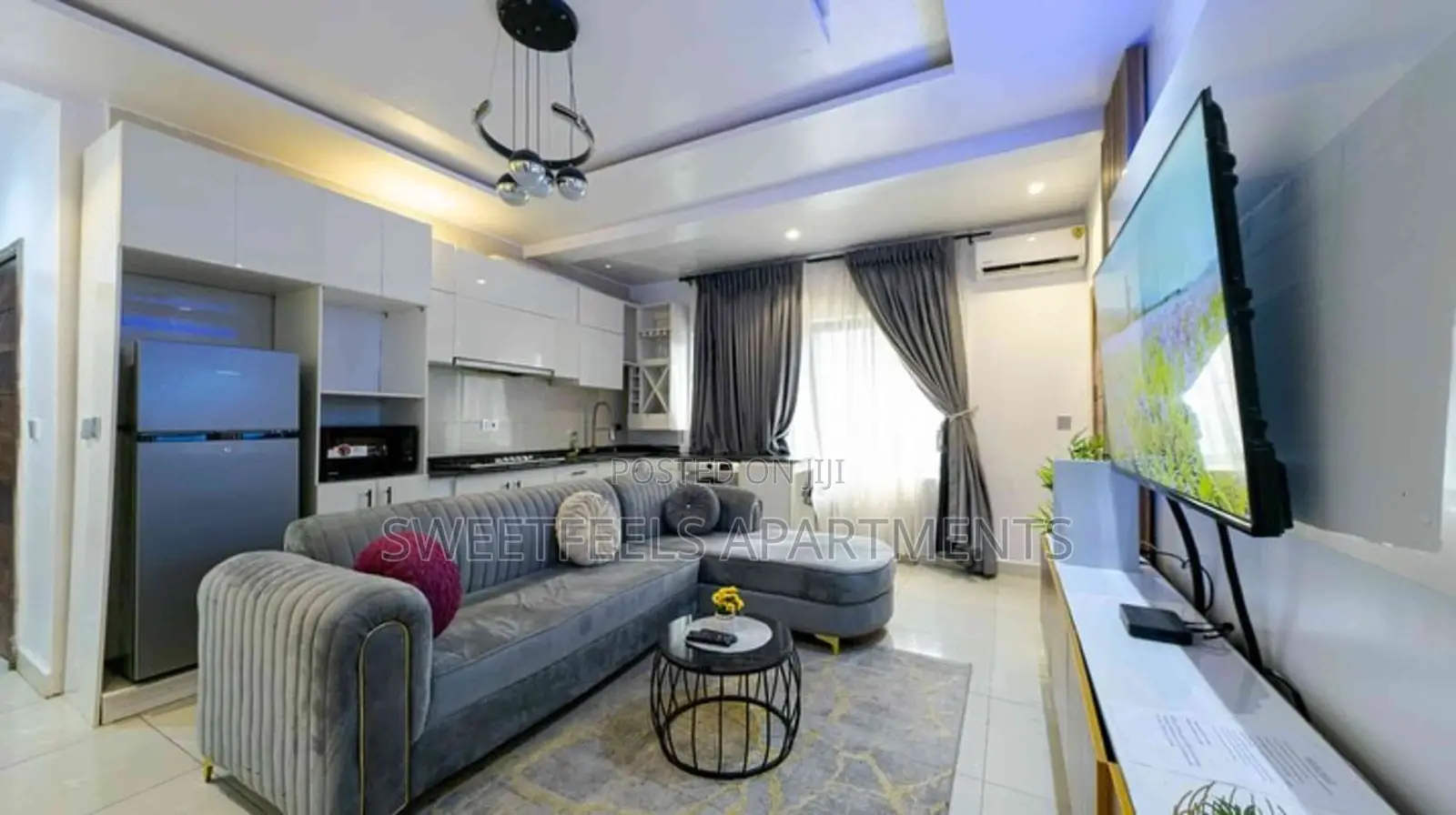 Beautiful 1 Bedroom High Rise With Pool, Ps5 and Balcony in Ikate