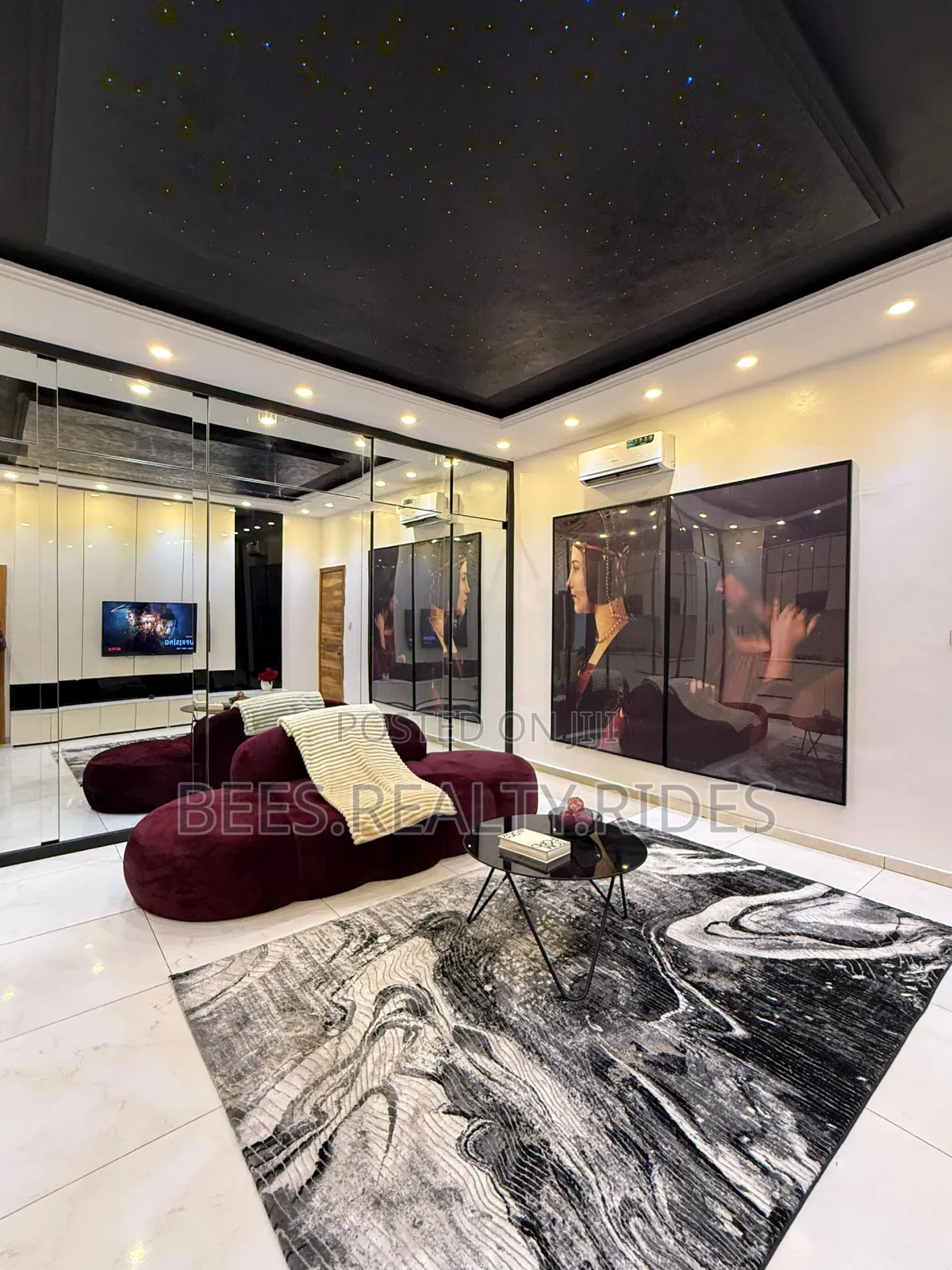 Beautiful 1 Bedroom Apartment With a Jacuzzi and Other Amenities in Osapa london