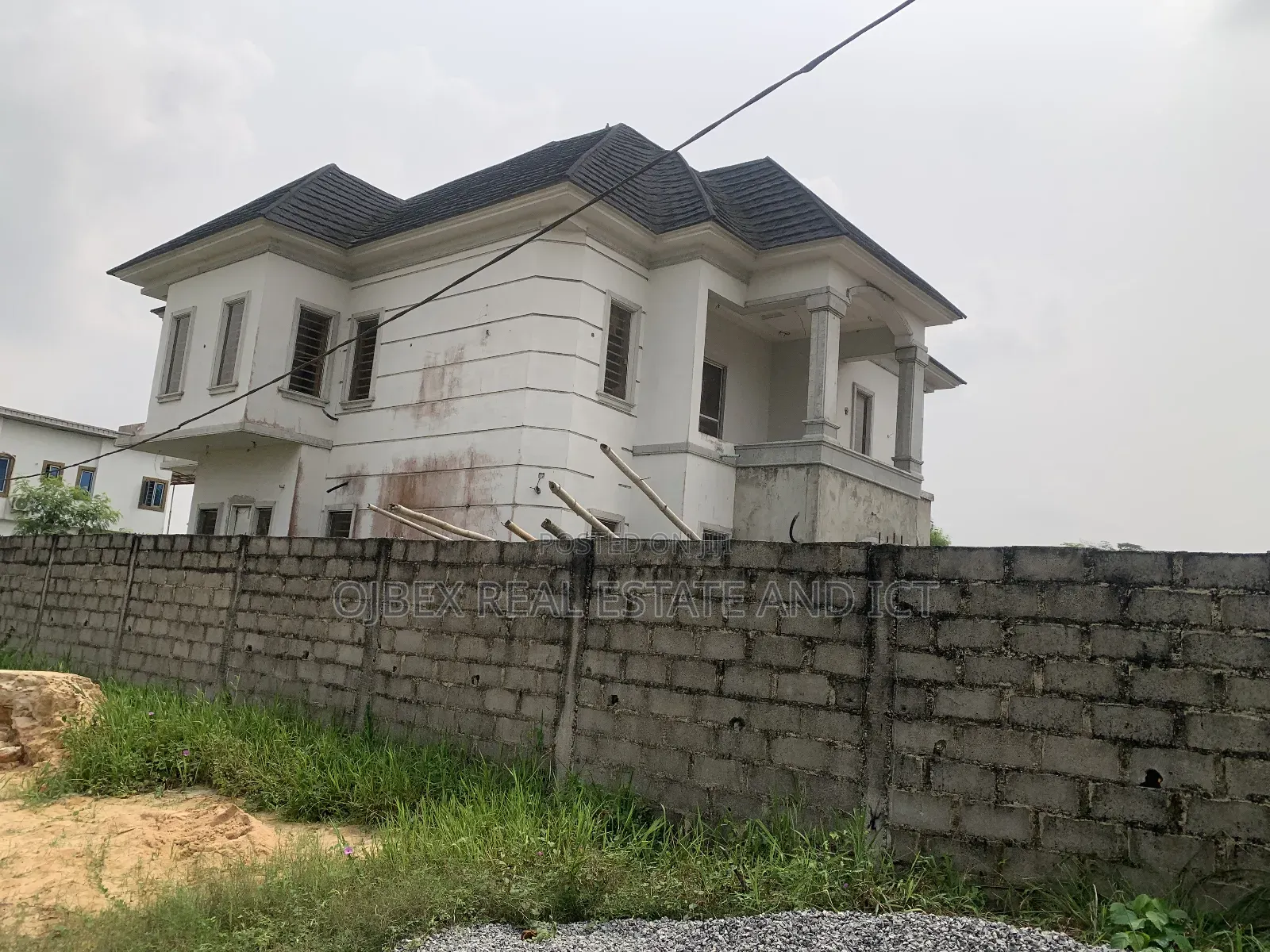 3bdrm Duplex in Abijo, Off Flourish, Ajah for sale in Ajah
