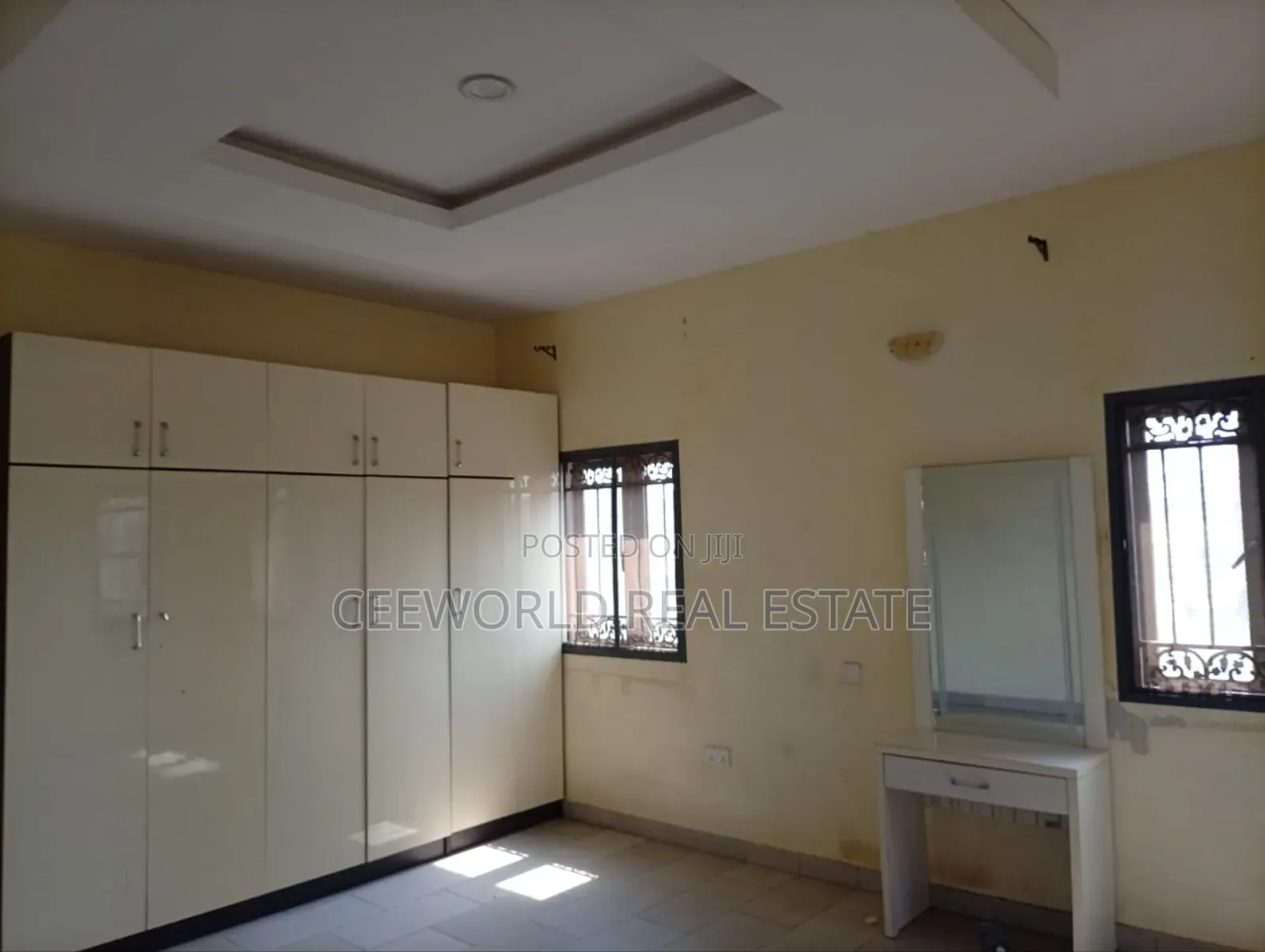 5bdrm Duplex in Alpha Grace Estate, Idishin for rent in Idishin