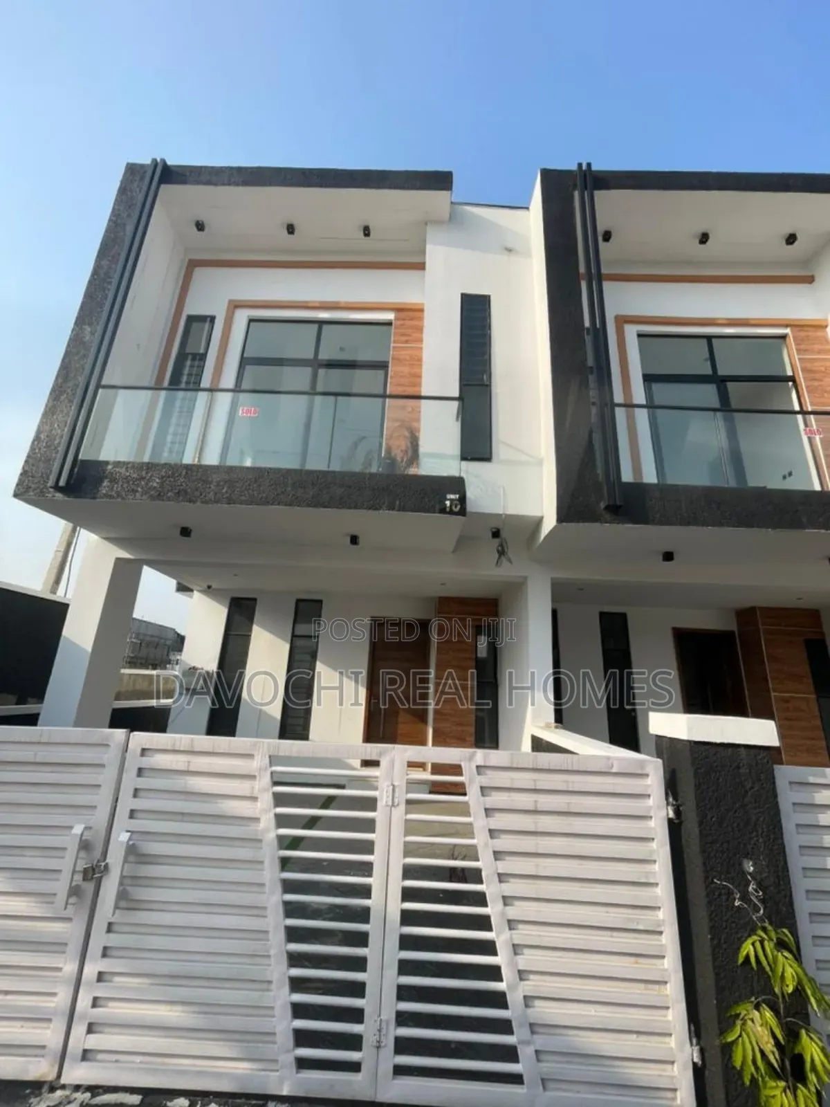 3bdrm Duplex in Ikota for rent in Ikota
